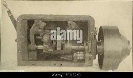 . Ingénieur américain et journal ferroviaire . FIGURE 3.—À L'EXTÉRIEUR DE LA BOÎTE DE VITESSES. Avril 1009. AMÉRICAIN I INGÉNIEUR ET CHEMIN DE FER JOUR 169. FIGURE 4.—PIGNON MENANT MX, INTÉRIEUR. Banque D'Images