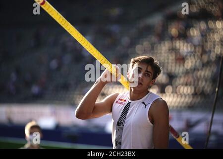 Berlin, Allemagne. 13 septembre 2020. Athlétisme, Réunion, ISTAF, International Stadium Festival Stade Olympique, décision: Pole Vault hommes: Armand Dupantis de Suède en compétition Credit: Michael Kappeller/dpa/Alay Live News Banque D'Images