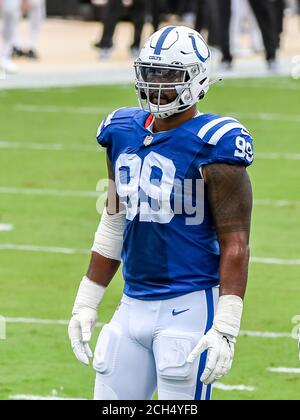 Jacksonville, Floride, États-Unis. 13 septembre 2020. Indianapolis Colts défensif attach DeForest Buckner (99) pendant la première moitié du match de football NFL entre les Indianapolis Colts et les Jacksonville Jaguars au TIAA Bank Field de Jacksonville, en Floride. Roméo T Guzman/CSM/Alamy Live News Banque D'Images