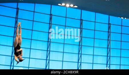 L'Inge Jansen des pays-Bas dans le 3M Springboard préliminaire des femmes pendant le sixième jour des Championnats d'athlétisme européens au London Aquatics Centre, Stratford. Banque D'Images