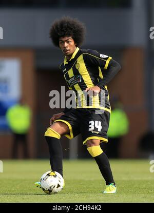 Hamza Choudhury de Burton Albion Banque D'Images