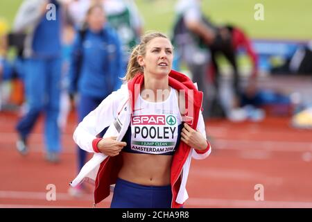 Isobel Pooley en Grande-Bretagne pendant la première journée des championnats européens d'athlétisme 2016 au stade olympique d'Amsterdam. Banque D'Images