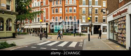 Londres- septembre 2020 : scène de Marylebone High Street. Une zone de vente au détail et de restaurant haut de gamme de Westminster Banque D'Images