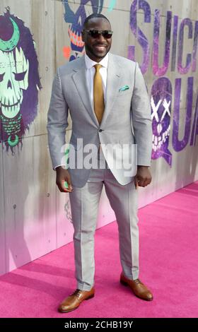 Adewale Akinnuoye-Agbaje arrive pour la première européenne du suicide Squad, à l'Odeon Leicester Square, Londres. Banque D'Images