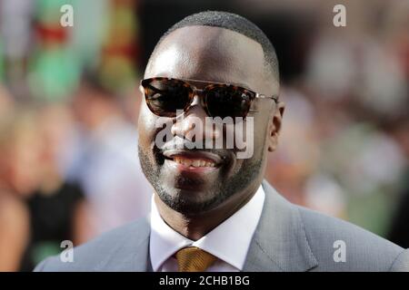 Adewale Akinnuoye-Agbaje arrive pour la première européenne du suicide Squad, à l'Odeon Leicester Square, Londres. Banque D'Images