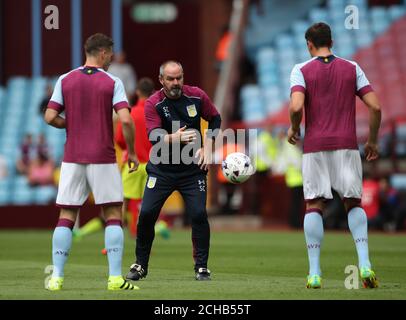 Steve Clarke, directeur adjoint d'Aston Villa Banque D'Images