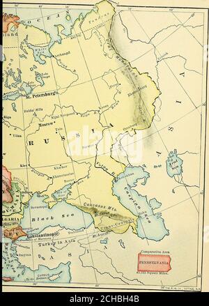 . Europe et autres continents . XIV QUESTIONS cartographiques DE LA NORVÈGE, DE LA SUÈDE et DU DANEMARK (Fig. 172). — (1) la péninsule scandinave est la plus grande d'Europe. Quelle est sa longueur en degrés? In kmV(2) Comment sa côte ouest vous rappelle-t-elle la côte ouest de l'Écosse et de l'Irlande ? (3) Quelles preuves voyez-vous de la glacialaction? Où ? (4) Qu'observez-vous au sujet des rivières de la Suède? (5) lequel de ces trois pays a le plus grand popu-lation ? (6) Comment se compare-t-elle avec l'État de New York en ce qui concerne la superficie et la population? Avec votre propre état ? (Voir l'annexe II.) (7) Makethe même comparaison pour le plus petit o Banque D'Images