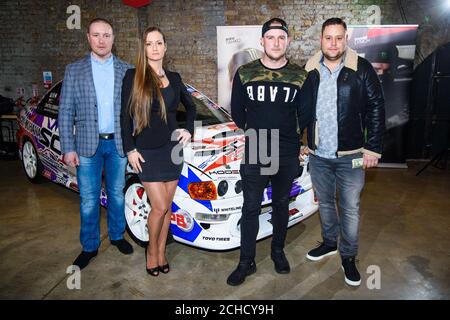 EDITORIAL UNIQUEMENT Drivers (l-r) Dmitrij Sribnyj, Nikolett Szanto, Luke Woodham et Adam Elder lors de la première mondiale de Road to Gymkhana GRID, au Bike Shed de Londres, qui diffuse au Royaume-Uni sur INSIGHT.TV et Sky564 le 14 avril. Banque D'Images