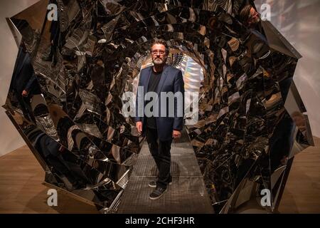 Artiste Olafur Eliasson pendant la prévisualisation d'Olafur Eliasson: Dans la vraie vie à Tate Modern à Londres. Banque D'Images