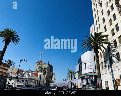 Une vue générale du tapis rouge mis en place avant les 2020 Academy Awards à Los Angeles, en Californie Banque D'Images