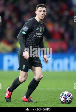 Andrew Robertson de Liverpool lors du match de la Ligue des champions de l'UEFA de la première jambe de 16 à Wanda Metropolitano, Madrid. Banque D'Images