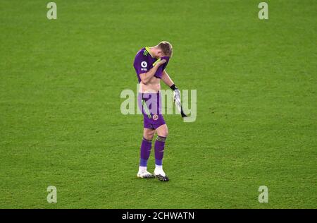 Aaron Ramsdale, gardien de but de Sheffield United, réagit après le coup de sifflet final lors du match de la Premier League à Bramall Lane, Sheffield. Banque D'Images