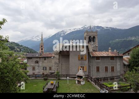 Bormio, Italie - 30 mai 2020 : vue sur la rue dans la ville de Bormio Banque D'Images