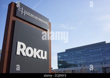 Campus de Roku San Jose. Roku produit une variété de lecteurs multimédias numériques qui permettent aux clients d'accéder à des services audio ou vidéo diffusés sur Internet. Banque D'Images