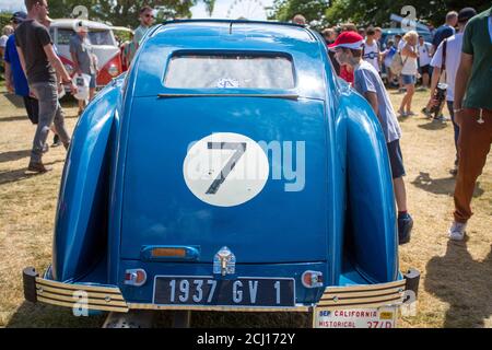 Goodwood Festival of Speed West Sussex voitures classiques et nostalgiques course Banque D'Images