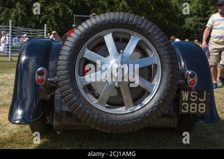 Goodwood Festival of Speed West Sussex voitures classiques et nostalgiques course Banque D'Images