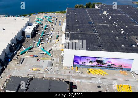 Vue aérienne de l'usine Boeing de Renton à côté de l'aéroport municipal de Renton. 737 site de production MAX. Chaîne de montage Boeing. Boeing. Banque D'Images