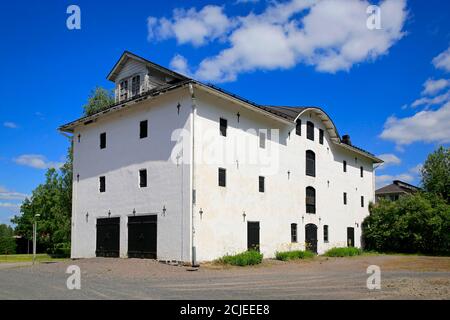 Grenier blanc en pierre de plusieurs étages, 1802, Jokioinen Manor, Finlande. Banque D'Images