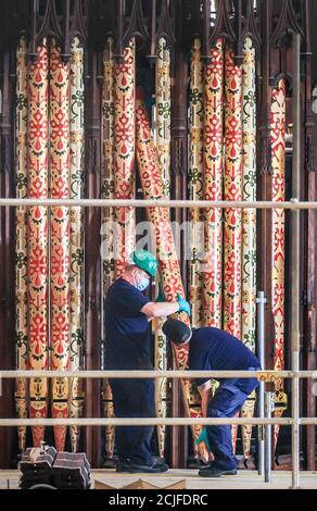 Les spécialistes des organes Harrison et Harrison commencent à travailler sur la phase finale de la restauration du Grand orgue à York Minster. Les nouveaux tuyaux remplacent les originaux datant des années 1830 et ont été restaurés pour s'adapter à leur conception distinctive. Une fois terminé, la rénovation de deux ans permettra de diffuser de la musique à la cathédrale pendant les 100 prochaines années. Banque D'Images