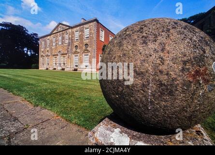 Hughenden Manor, Buckinghamshire, demeure du premier ministre Benjamin Disraeli entre 1848 et 1881. Angleterre, Royaume-Uni Banque D'Images