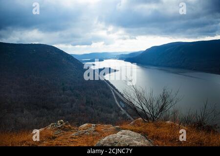 Mt Beacon et la Hudson Valley en hiver, New York, États-Unis Banque D'Images