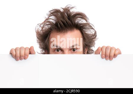 Homme fou avec panneau vierge Banque D'Images