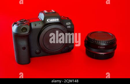 Appareil photo numérique Canon EOS R5 Banque D'Images