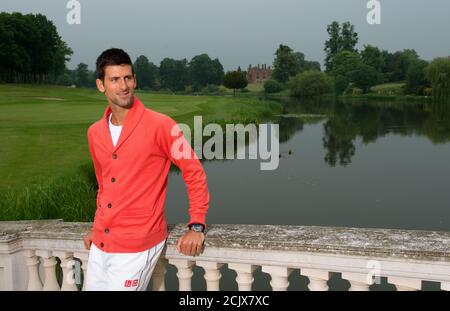 Novak Djokovic à Stoke Poges, Buckinhamshire, Angleterre. 20 JUN 2013 IMAGE CRÉDIT : © MARK PAIN / IMAGE DE STOCK D'ALAMY Banque D'Images