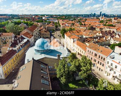 Vue aérienne de la Synagogue Choral de Vilnius, la seule synagogue de la ville encore en service. Banque D'Images