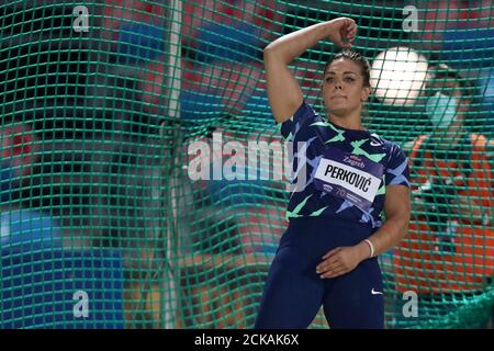 (200916) -- ZAGREB, le 16 septembre 2020 (Xinhua) -- Sandra Perkovic, de Croatie, participe au défi mondial des femmes Discus au Zagreb-70e Mémorial Hanzekovic de l'IAAF, à Zagreb, en Croatie, le 15 septembre 2020. (Igor Kralj/Pixsell via Xinhua) Banque D'Images