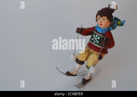 Jouets et décorations pour arbres de Noël. Personnages du nouvel an. Banque D'Images