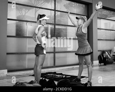 Elina Svitolina et Dayana Yastrremska de l'Ukraine avant leur Double match à l'Internazionali BNL d'Italia WTA Premier 2020 5 tennis Banque D'Images