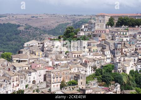 Belle ville de Ragusa en Sicile (Italie), faisant partie du site du patrimoine mondial de l'UNESCO de Val di Noto Banque D'Images