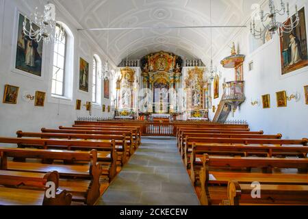 A l'intérieur de l'église du couvent Saint-Pierre fondée l'année 1275, Schwyz, Strehlgasse 18, Canton Schwyz, Suisse. Banque D'Images