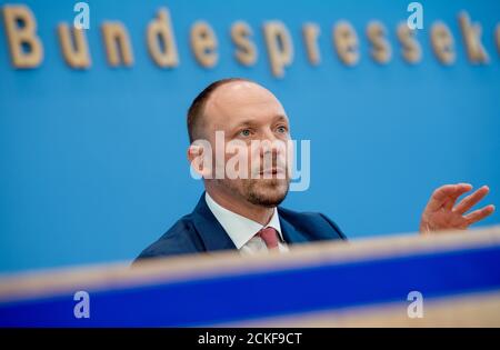 Berlin, Allemagne. 16 septembre 2020. Marco Wanderwitz (CDU), Commissaire du gouvernement fédéral pour l'Europe de l'est, prend la parole lors de la présentation du Rapport annuel sur l'état de l'unité allemande 2020. Credit: Christophe bateau/dpa/Alay Live News Banque D'Images