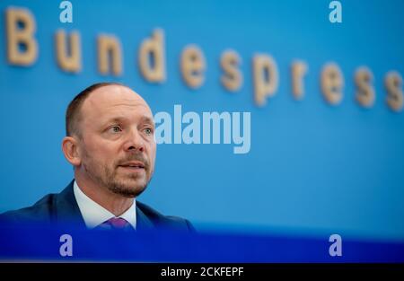 Berlin, Allemagne. 16 septembre 2020. Marco Wanderwitz (CDU), Commissaire du gouvernement fédéral pour l'Europe de l'est, prend la parole lors de la présentation du Rapport annuel sur l'état de l'unité allemande 2020. Credit: Christophe bateau/dpa/Alay Live News Banque D'Images