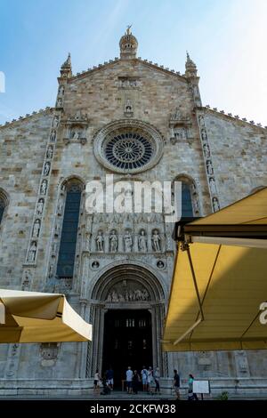 Italie. Lombardie. Ville de Côme. Cathédrale de Santa Maria Assunta appelée aussi Duomo. La façade Banque D'Images