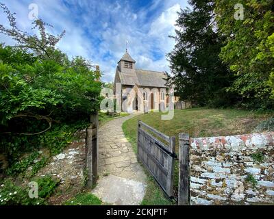 Église du village de Hambledon. Une église anglicane évangélique de Surrey, en Angleterre. Historiquement connu sous le nom de St Peters. L'église est située près de la ville de Banque D'Images