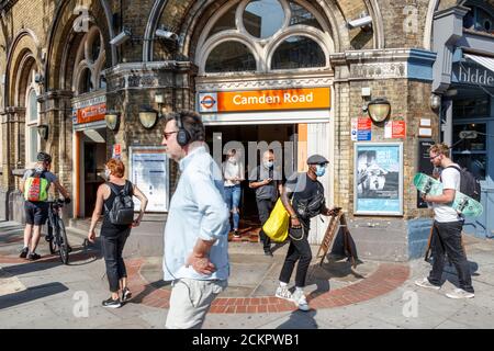 Camden Road station, l'une des six stations Italianate conçu par Edwin Henry Horne pour le North London Railway en pleine croissance en 1870, Londres, Royaume-Uni Banque D'Images