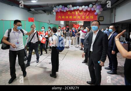 Hong Kong, Chine. 15 septembre 2020. Le peuple de Hong Kong envoie l'équipe de soutien aux tests des acides nucléiques sur le continent à Hong kong, en Chine, le 15 septembre 2020. (Photo par Top photo/Sipa USA) crédit: SIPA USA/Alay Live News Banque D'Images