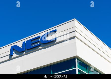 NEC Corporation of America signe sur le campus de la Silicon Valley. NEC Corporation a son siège social à Tokyo, Japon - Santa Clara, Californie, États-Unis Banque D'Images