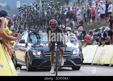 Richard Carapaz d'Ineos Grenadiers pendant le Tour de France 2020, course cycliste 16, la Tour-du-PIN - Villard-de-Lans (164 km) le 15 septembre, Banque D'Images