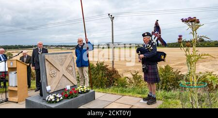 Piper jouant des cornemuses à la cérémonie de commémoration de la bataille de Pinkie Cleugh, East Lothian, Écosse, Royaume-Uni Banque D'Images