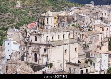 Belle ville de Ragusa en Sicile (Italie), faisant partie du site du patrimoine mondial de l'UNESCO de Val di Noto Banque D'Images