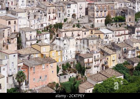 Belle ville de Ragusa en Sicile (Italie), faisant partie du site du patrimoine mondial de l'UNESCO de Val di Noto Banque D'Images