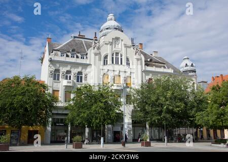 SZOMBATHELY, HONGRIE - SEPTEMBRE 7 2020: En raison du coronavirus pas autant de touristes que d'autres années visitez la vieille ville Szombathely, Hongrie en septembre 2 Banque D'Images