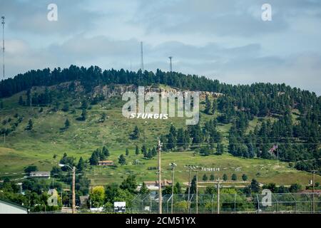 Sturgis, Dakota du Sud, États-Unis, 18 août 2019, signe sur la colline en été, horizontal Banque D'Images