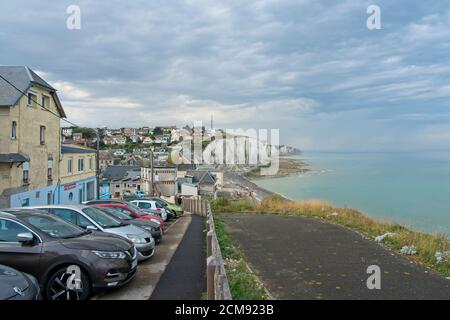 Ault France - 13 août 2020 - falaises blanches à l'Atlantique Côte à Ault France Banque D'Images