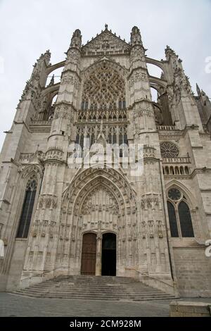 Beauvais France - 10 août 2020 - Cathédrale Saint-Pierre De Beauvais Banque D'Images