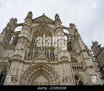Beauvais France - 10 août 2020 - Cathédrale Saint-Pierre De Beauvais Banque D'Images